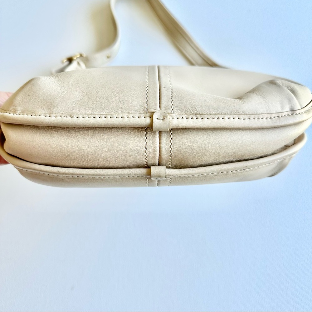 EUC COACH Ergo Shoulder Bag C2265 Ivory - Picture 4 of 6